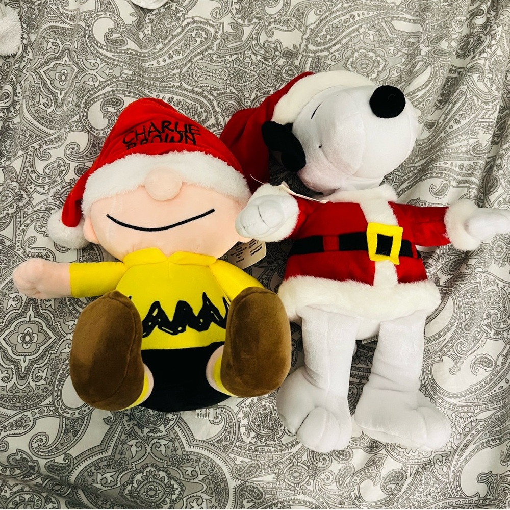 NWT Hallmark Peanuts Collection Santa Snoopy 14" & Charlie Brown 11" Plush Lot